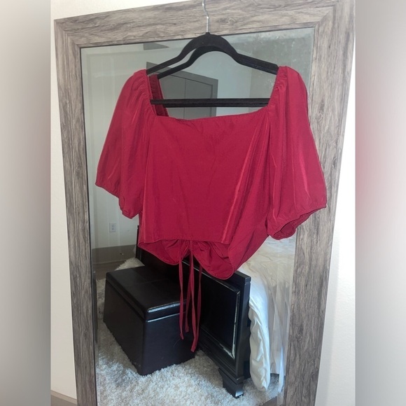 SHEIN Tops - Shein cropped burgundy puffer sleeve blouse with tie back